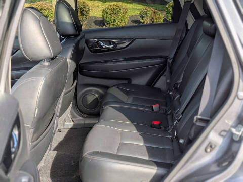 2017 Nissan Rogue SL