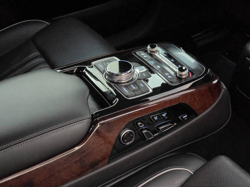 2017 Genesis G90 5.0 Ultimate