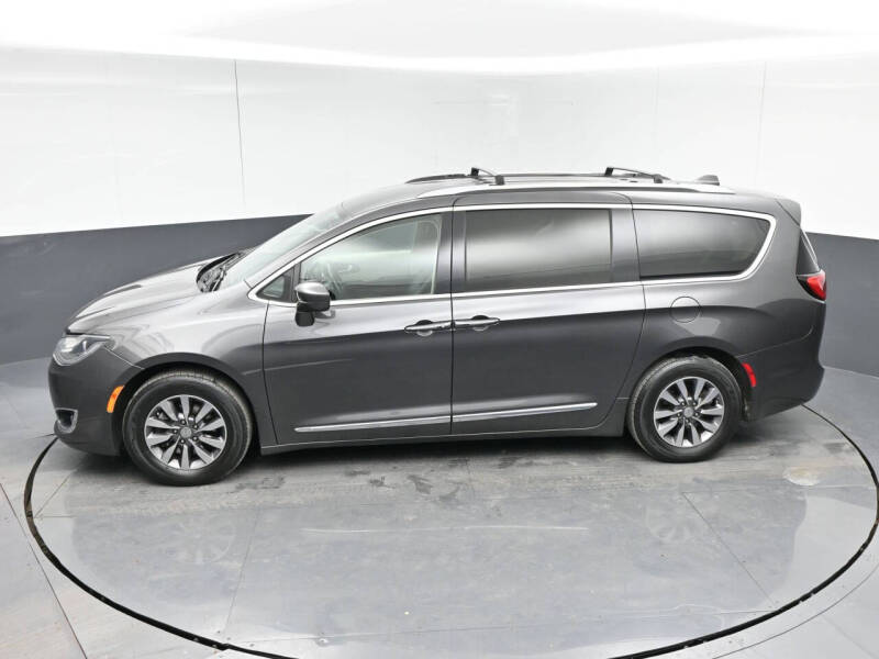 2020 Chrysler Pacifica Touring L Plus