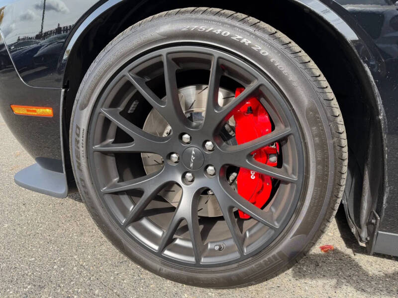 2015 Dodge Challenger SRT Hellcat