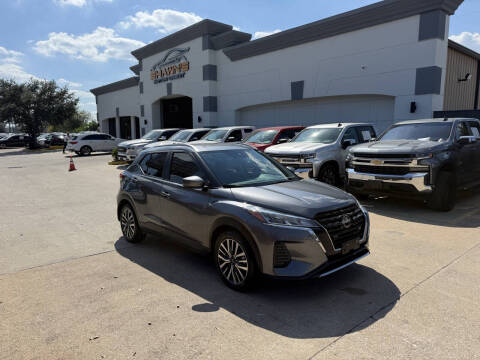 2023 Nissan Kicks SV
