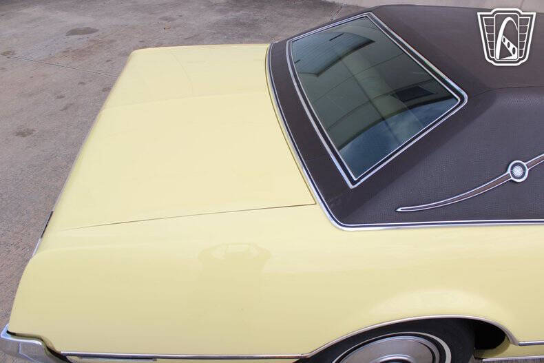 1972 Ford Thunderbird