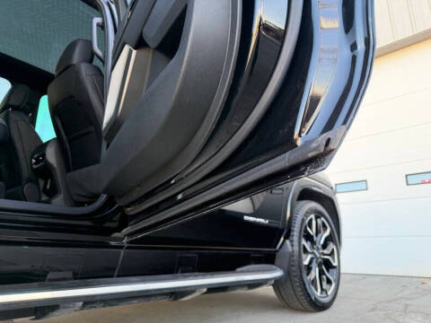 2025 GMC Sierra EV Denali