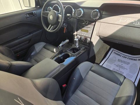 2005 Ford Mustang GT Premium