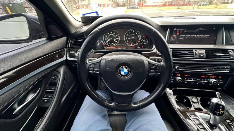 2015 BMW 5 Series 528i