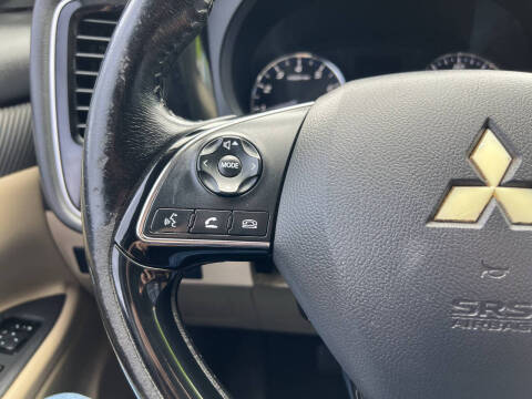 2016 Mitsubishi Outlander SEL