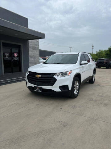 2020 Chevrolet Traverse for sale at A & V MOTORS in Hidalgo TX