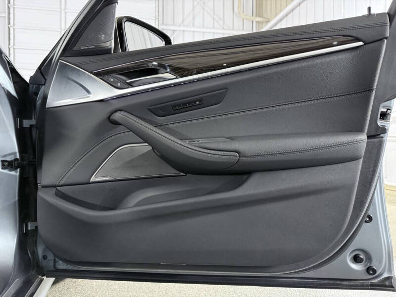 2020 BMW 5 Series M550i xDrive