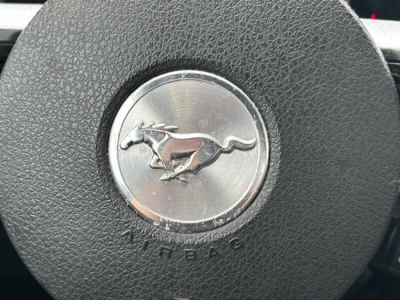 2013 Ford Mustang V6