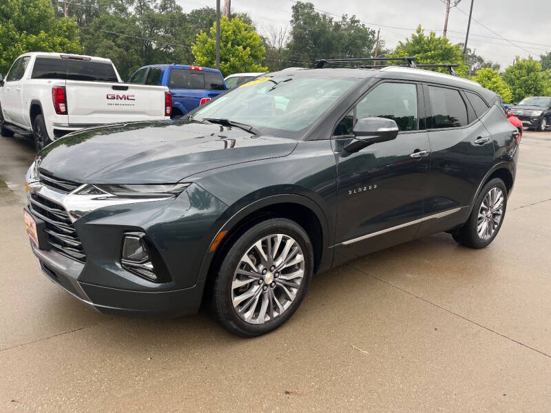 Azteca Auto Sales LLC Car Dealer in Des Moines, IA