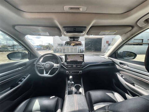 2023 Nissan Altima 2.5 SR