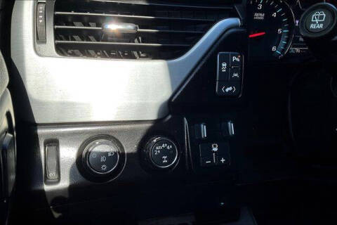 2017 GMC Yukon SLT