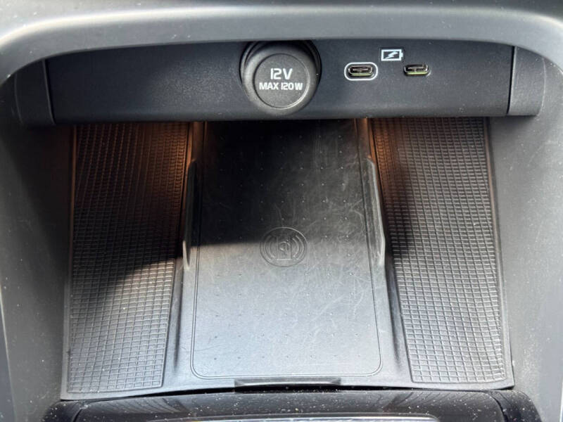 2023 Volvo XC40 Recharge Twin Plus
