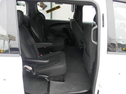 2018 Chrysler Pacifica Touring Plus