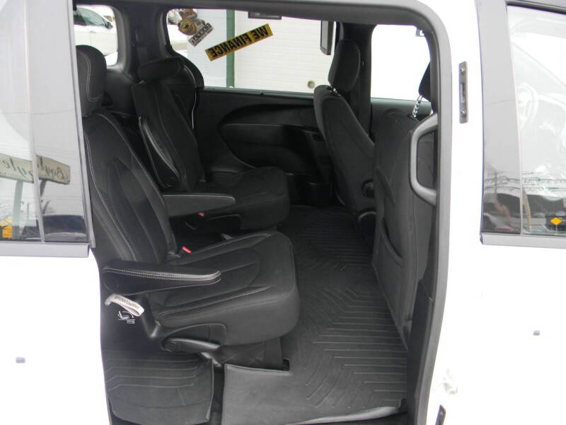 2018 Chrysler Pacifica Touring Plus