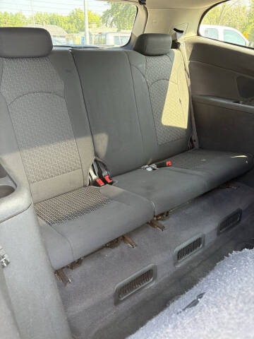 2011 Chevrolet Traverse LT