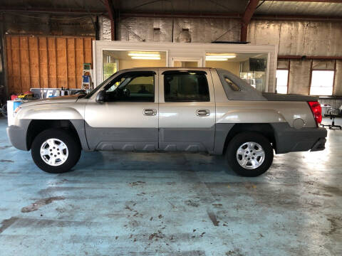 2002 Chevrolet Avalanche for sale at Team Autoplex Auto Center in Houma LA