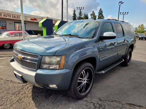 2008 Chevrolet Suburban for sale at BAYSIDE AUTO SALES in Everett WA