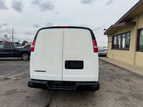 2018 Chevrolet Express 2500