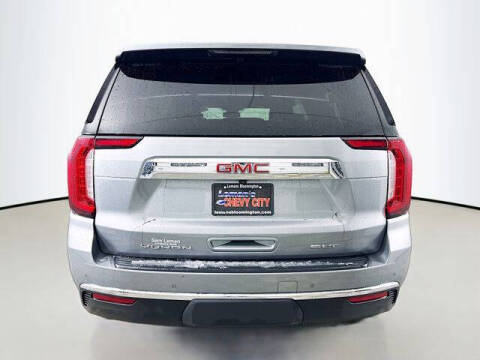 2023 GMC Yukon XL SLT