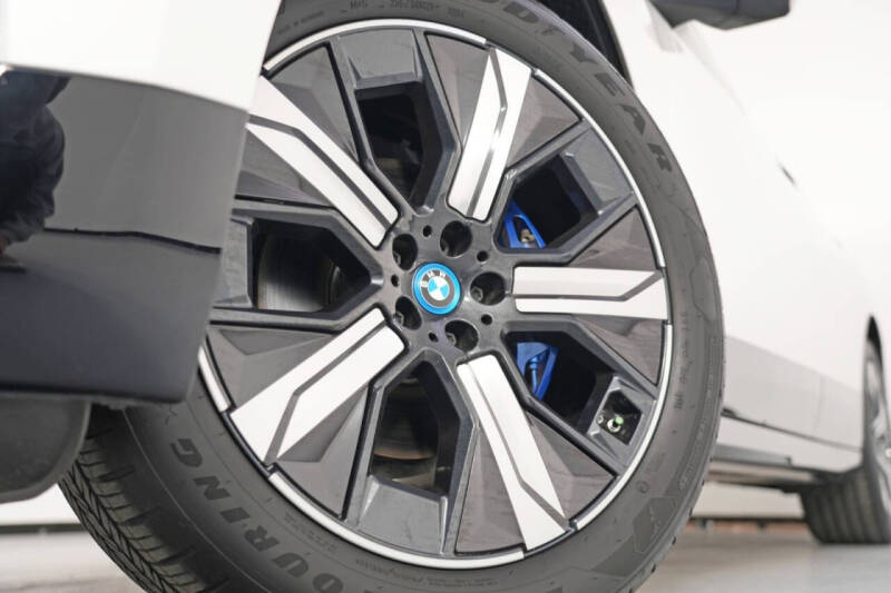2024 BMW iX xDrive50