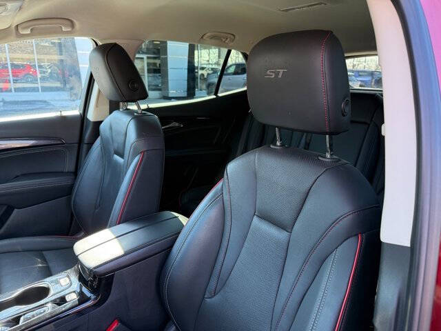 2022 Buick Envision Essence