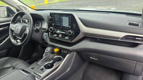 2022 Toyota Highlander Limited