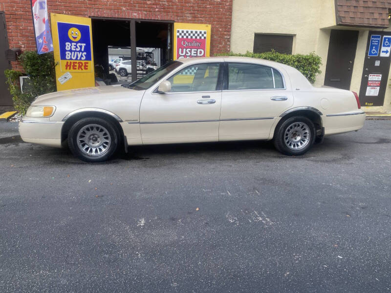 2000 Lincoln Town Car Cartier