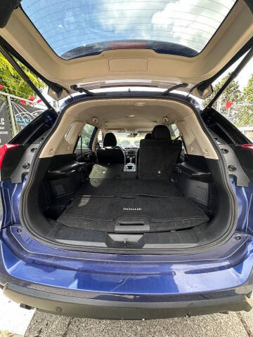 2020 Nissan Rogue SV