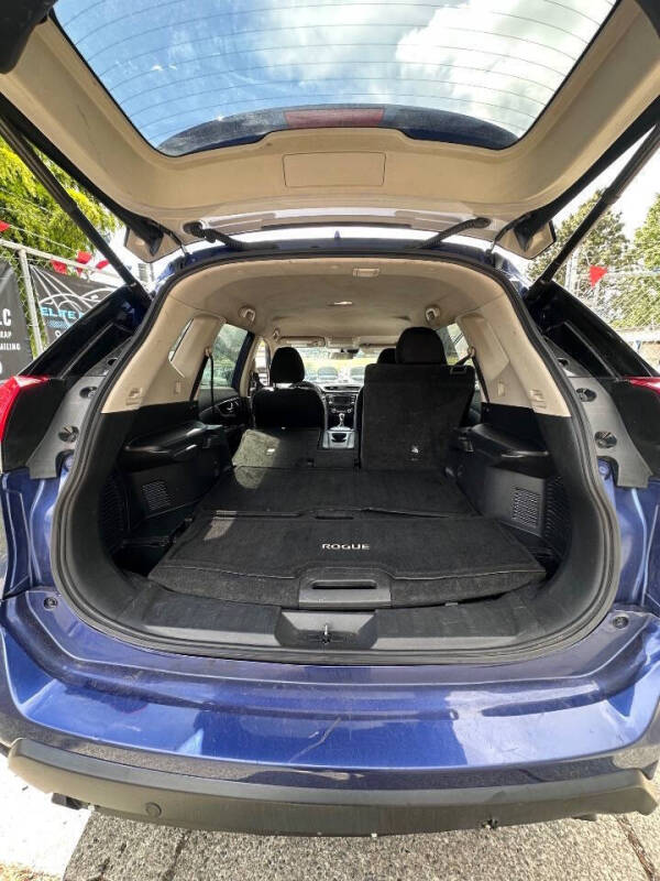 2020 Nissan Rogue SV
