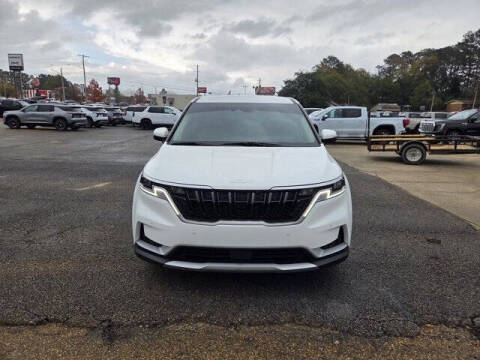 2024 Kia Carnival EX