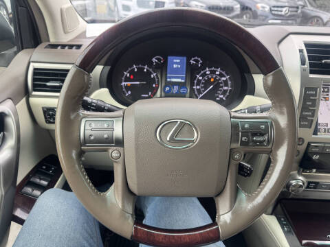 2017 Lexus GX 460