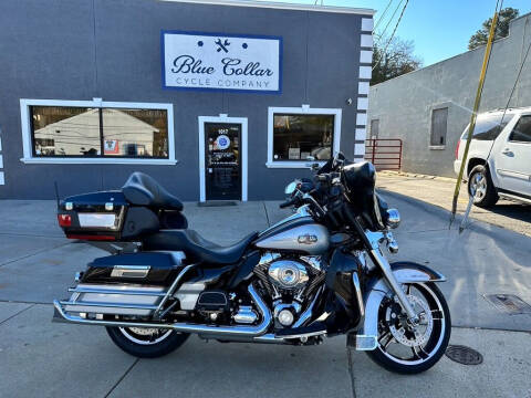 2010 Harley-Davidson Ultra Classic FLHTCU for sale at Blue Collar Cycle Company in Salisbury NC