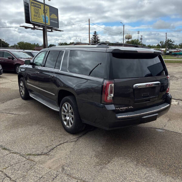 2015 GMC Yukon XL Denali