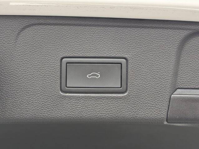 2024 Volkswagen Atlas SE