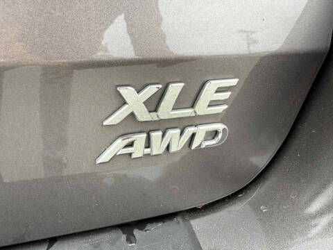 2014 Toyota Sienna XLE 7-Passenger