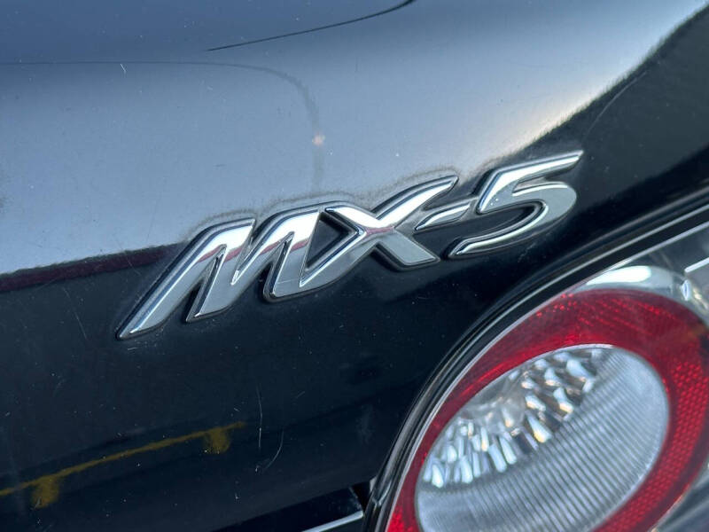 2006 Mazda MX-5 Miata Sport