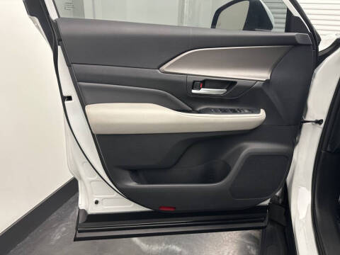 2024 Toyota Grand Highlander Hybrid XLE