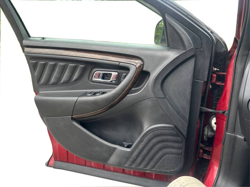 2013 Ford Taurus Limited