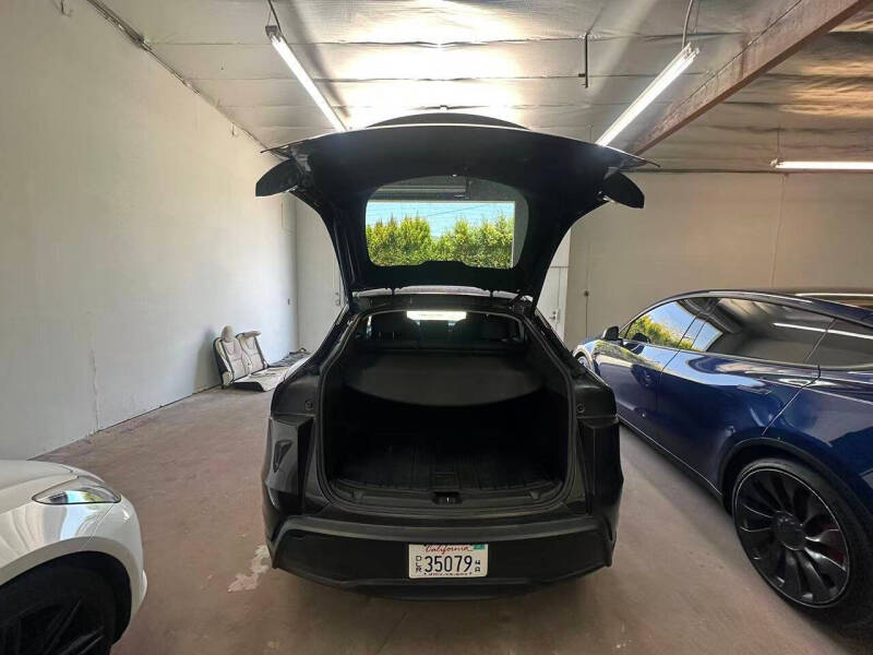 2026 Tesla Model Y Long Range