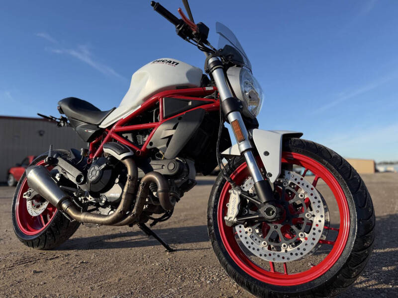 2017 Ducati Monster 797