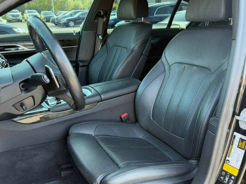 2020 BMW 7 Series 740i xDrive