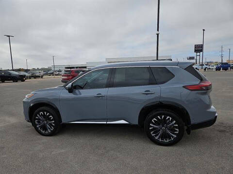 2025 Nissan Rogue Platinum