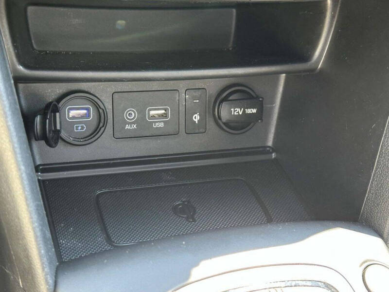 2021 Hyundai Kona SEL Plus