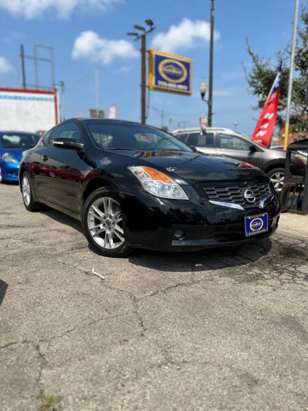 2008 Nissan Altima for sale at AutoBank in Chicago IL