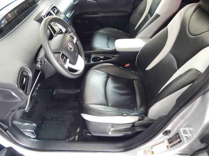 2017 Toyota Prius Two