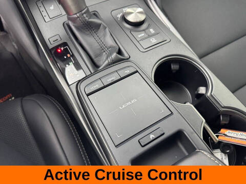 2024 Lexus IS 350 F SPORT Design