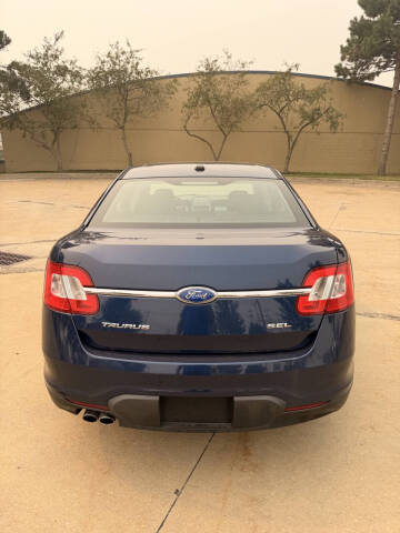 2012 Ford Taurus SEL