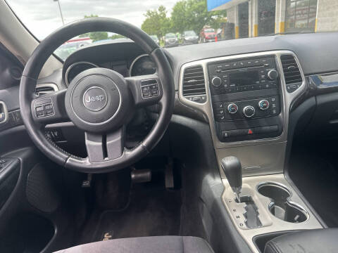 2011 Jeep Grand Cherokee Laredo