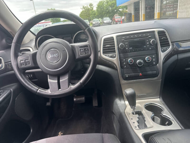 2011 Jeep Grand Cherokee Laredo